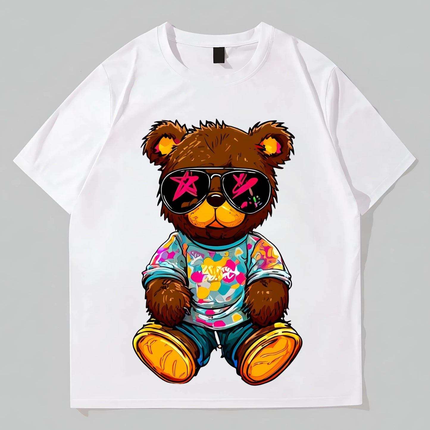 Trendy T-Shirt For Man Fashionable Round Neck T-Shirt Cute Bear with Sunglasses and Colorful Shirt Print for Casual Wear