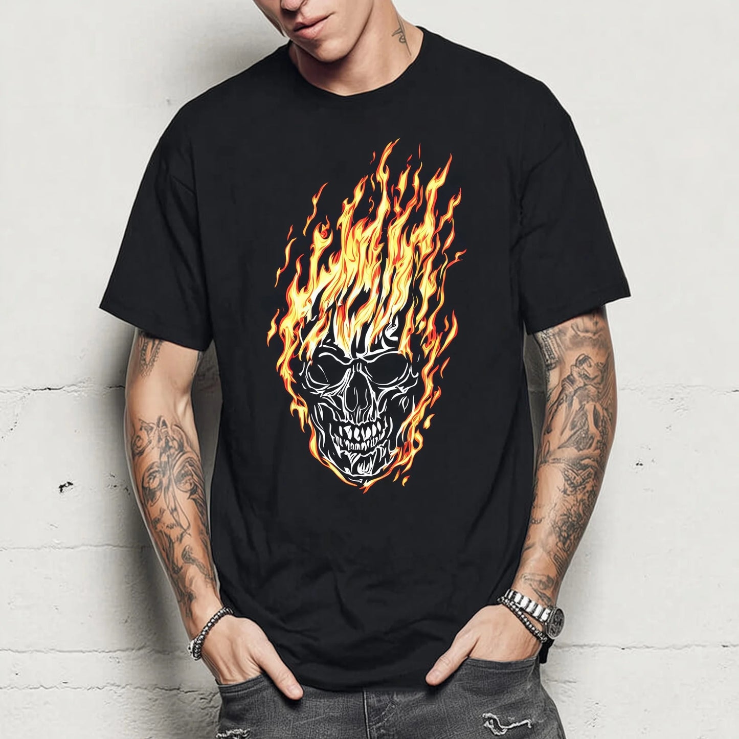Trendy Tees For Man Casual T-Shirt Flame Skull Graphic Print Summer Streetwear Top