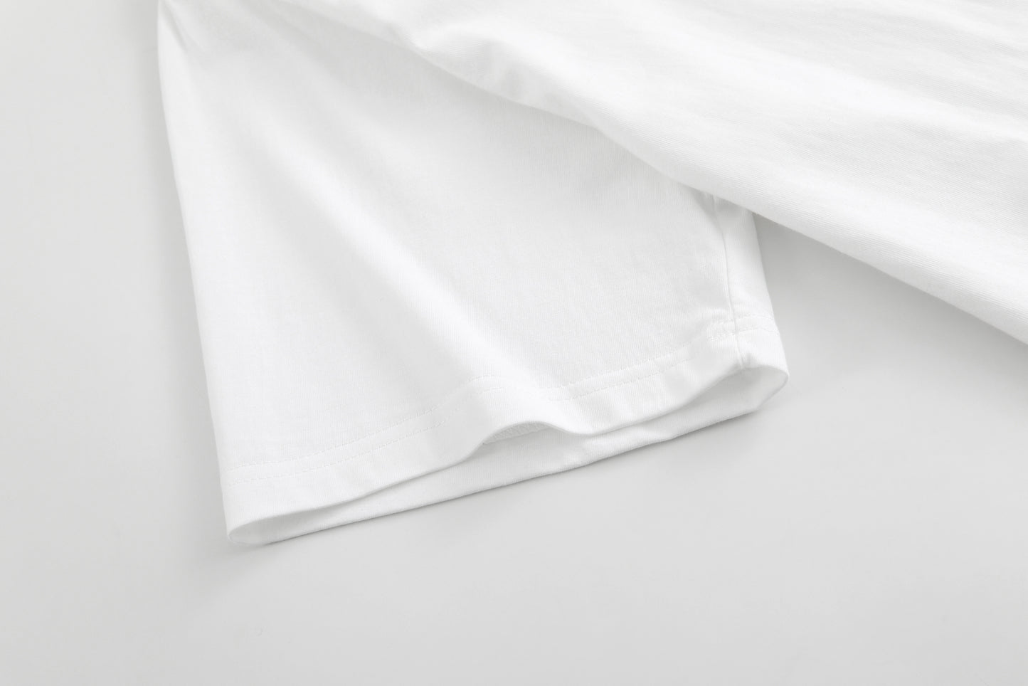 Casual Round Neck Short Sleeve T-Shirt Regular Fit Board Style Men's Fashion Top Wear Comfortable Breathable Basic Tee